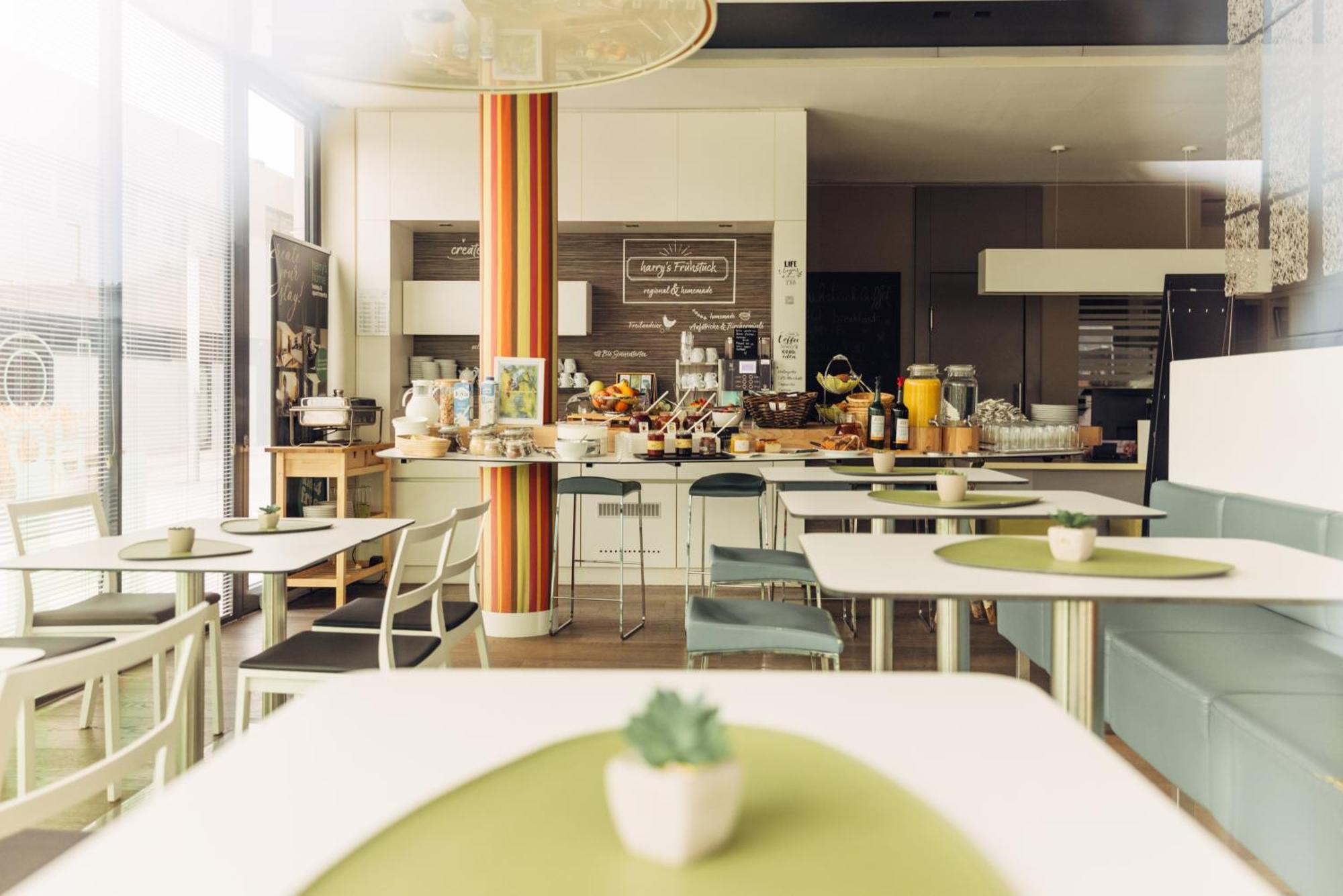 Harry'S Home Hart Bei Graz Hotel & Apartments מראה חיצוני תמונה