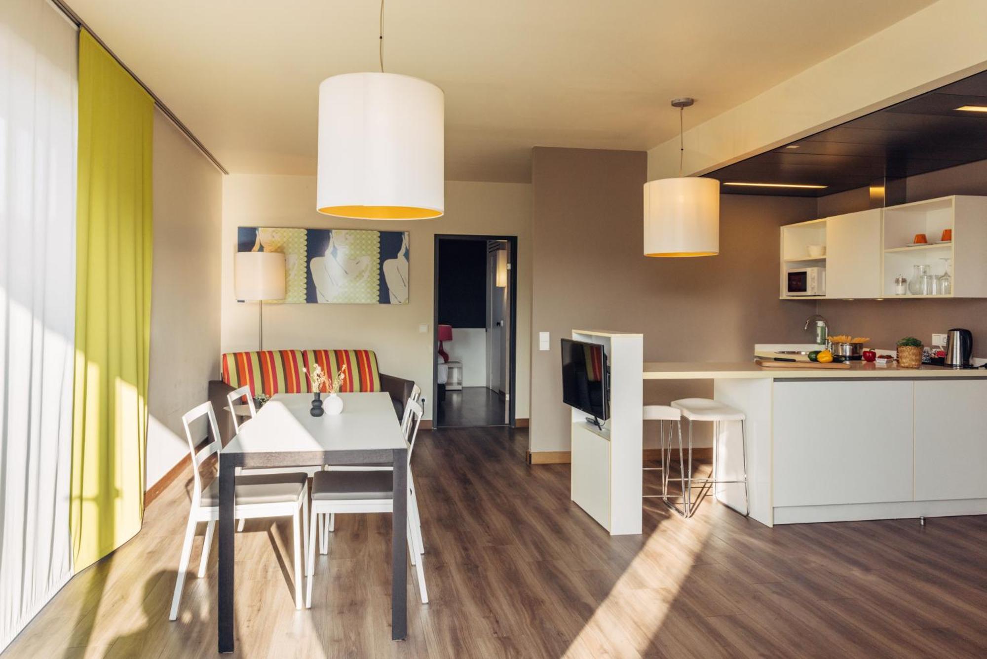Harry'S Home Hart Bei Graz Hotel & Apartments מראה חיצוני תמונה