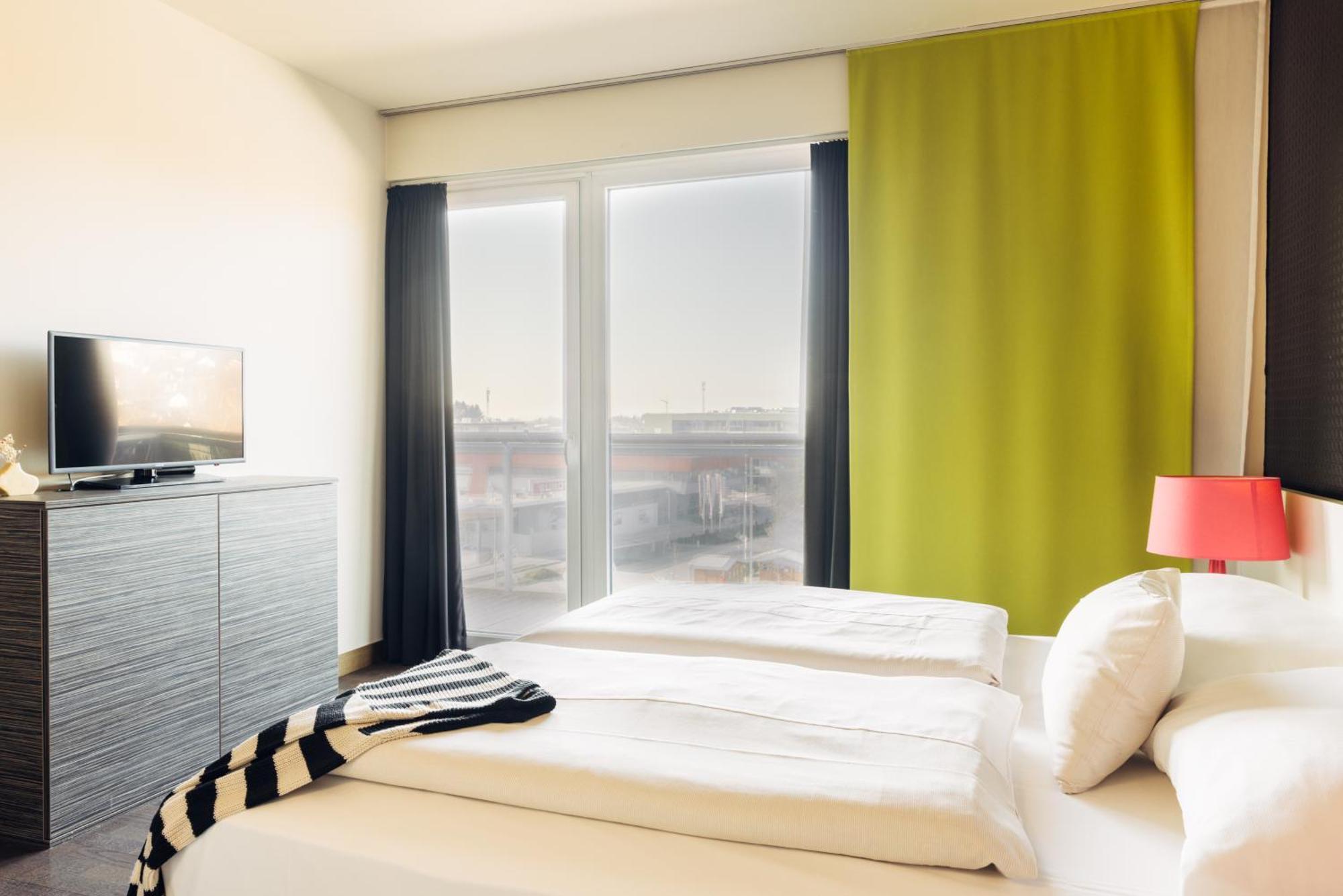 Harry'S Home Hart Bei Graz Hotel & Apartments מראה חיצוני תמונה