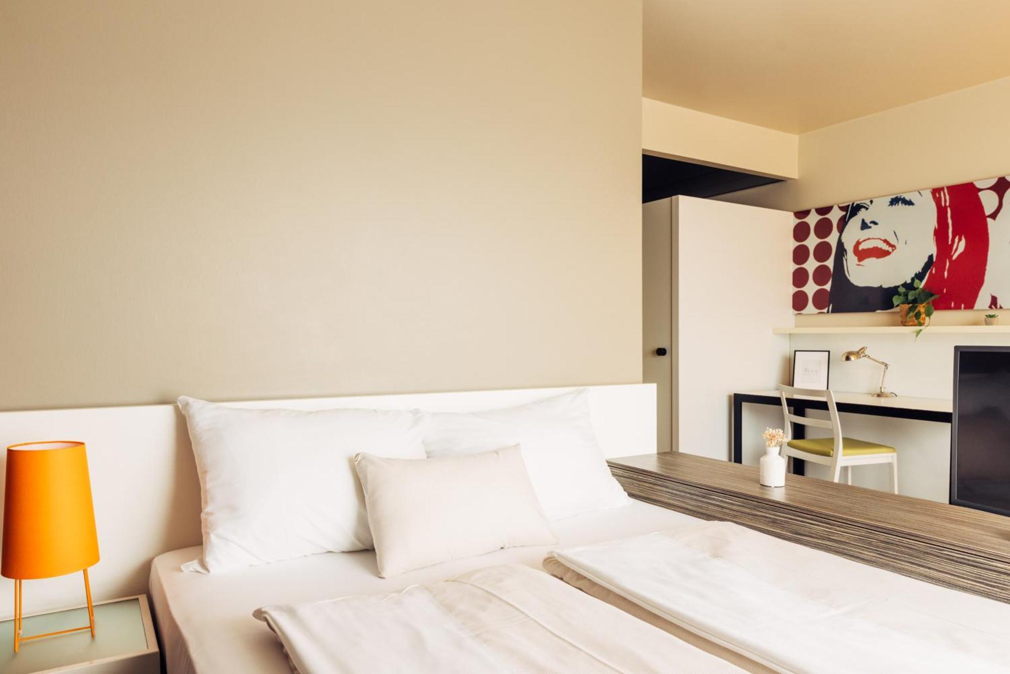 Harry'S Home Hart Bei Graz Hotel & Apartments מראה חיצוני תמונה