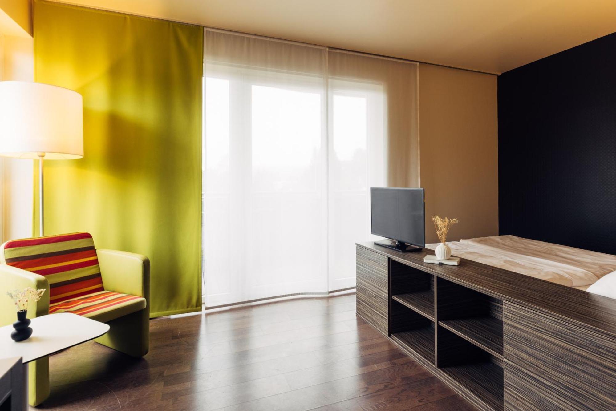 Harry'S Home Hart Bei Graz Hotel & Apartments מראה חיצוני תמונה